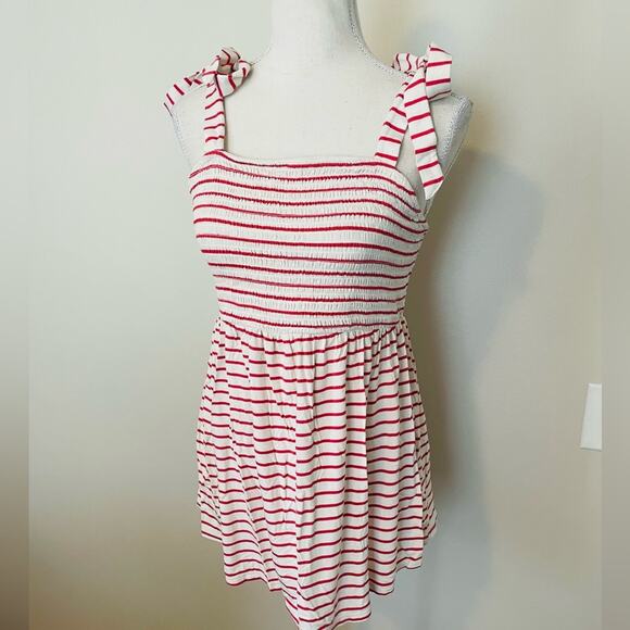 Isabel Maternity Smocked Tie Sleeve Tank - Picture 1 of 7